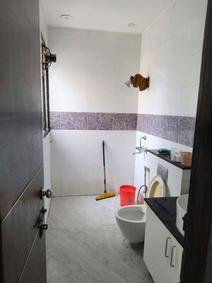 Bathroom in 2 BHK Builder Floor at Sector 43 – for Rent