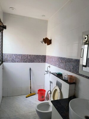 Bathroom in 2 BHK Builder Floor at Sector 43 – for Rent
