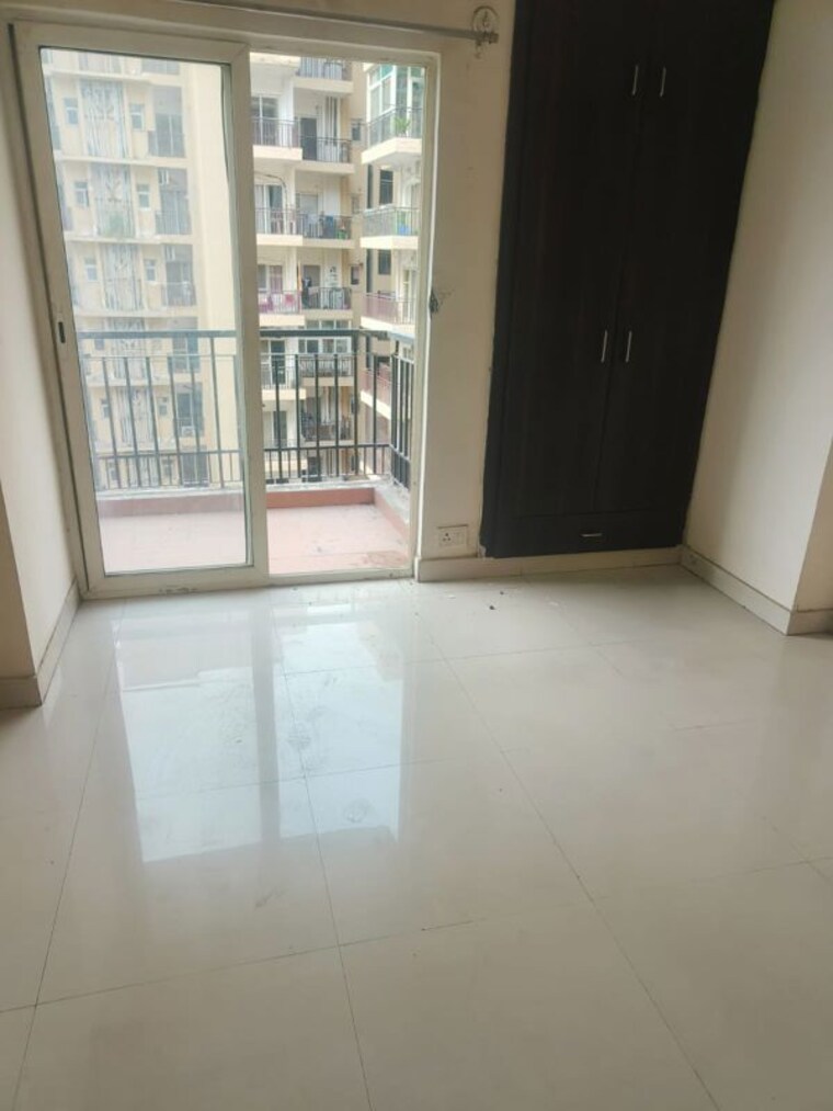 Room, crc-sublimis 2 Bedroom 940 Sq.Ft. Apartment In Sector 1 Greater Noida Greater Noida 10168198