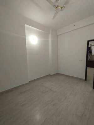Room in 2 BHK Apartment at CRC Sublimis, Sector 1 Greater Noida – for Rent