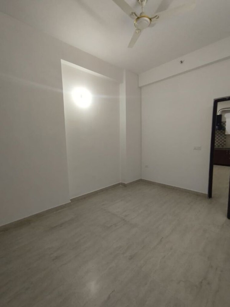 Room, crc-sublimis 2 Bedroom 940 Sq.Ft. Apartment In Sector 1 Greater Noida Greater Noida 10168198