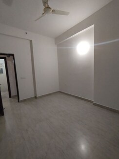 2 BHK Apartment For Rent in CRC Sublimis