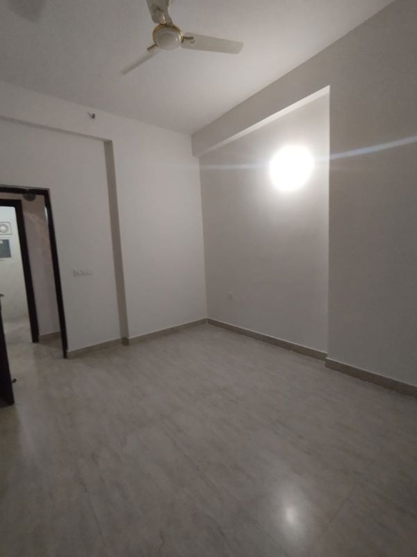 2 BHK Apartment For Rent in CRC Sublimis