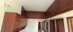 Furnished Amenities in 3 BHK Apartment at Velachery – for Rent