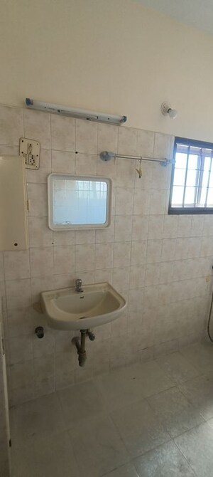 Bathroom in 3 BHK Apartment at Velachery – for Rent