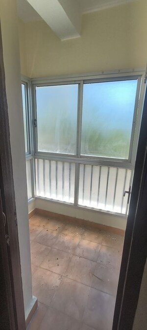 Balcony in 3 BHK Apartment at Velachery – for Rent