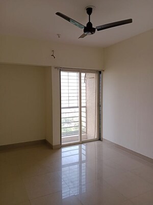 Room in 2 BHK Apartment at Anand Nagar – for Rent
