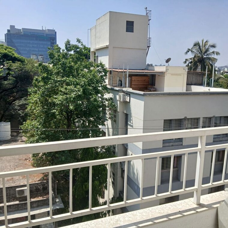 Balcony, ranade-yashodhan 2 Bedroom 1000 Sq.Ft. Apartment In Mayur Colony Pune 10168212