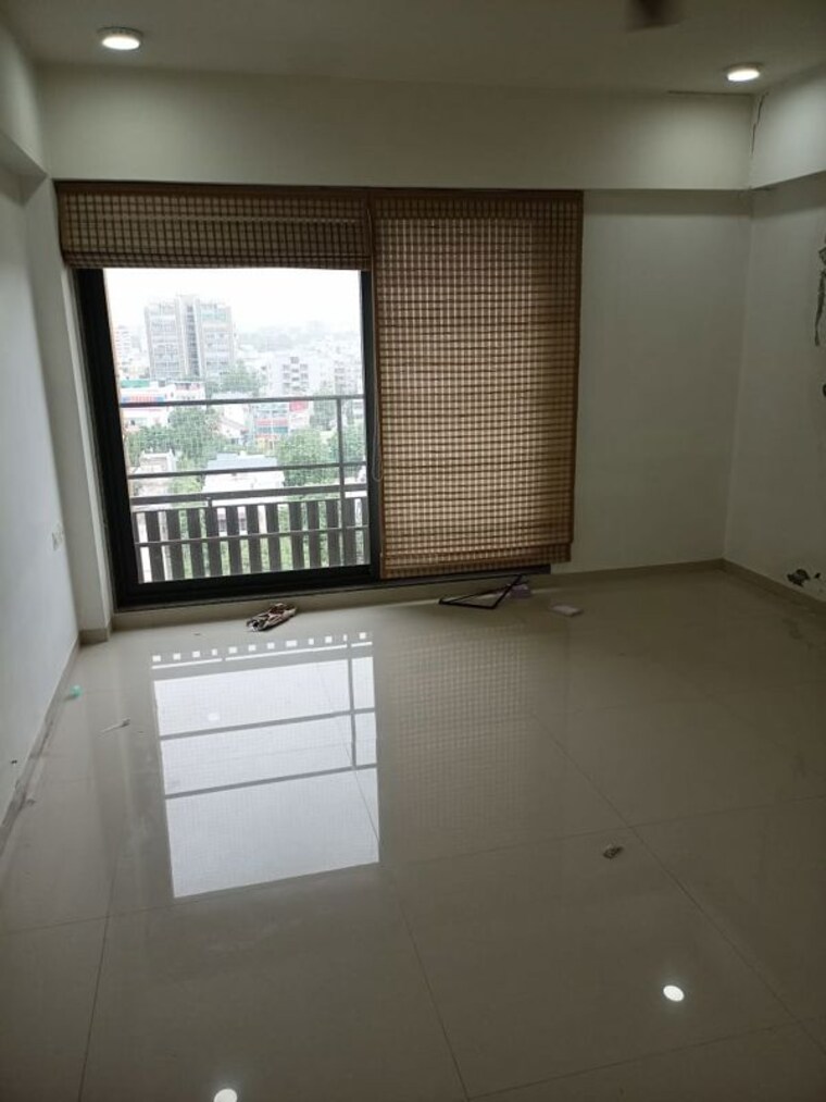 Room, nehru nagar 4 Bedroom 4059 Sq.Ft. Apartment In Nehru Nagar Ahmedabad 10168207