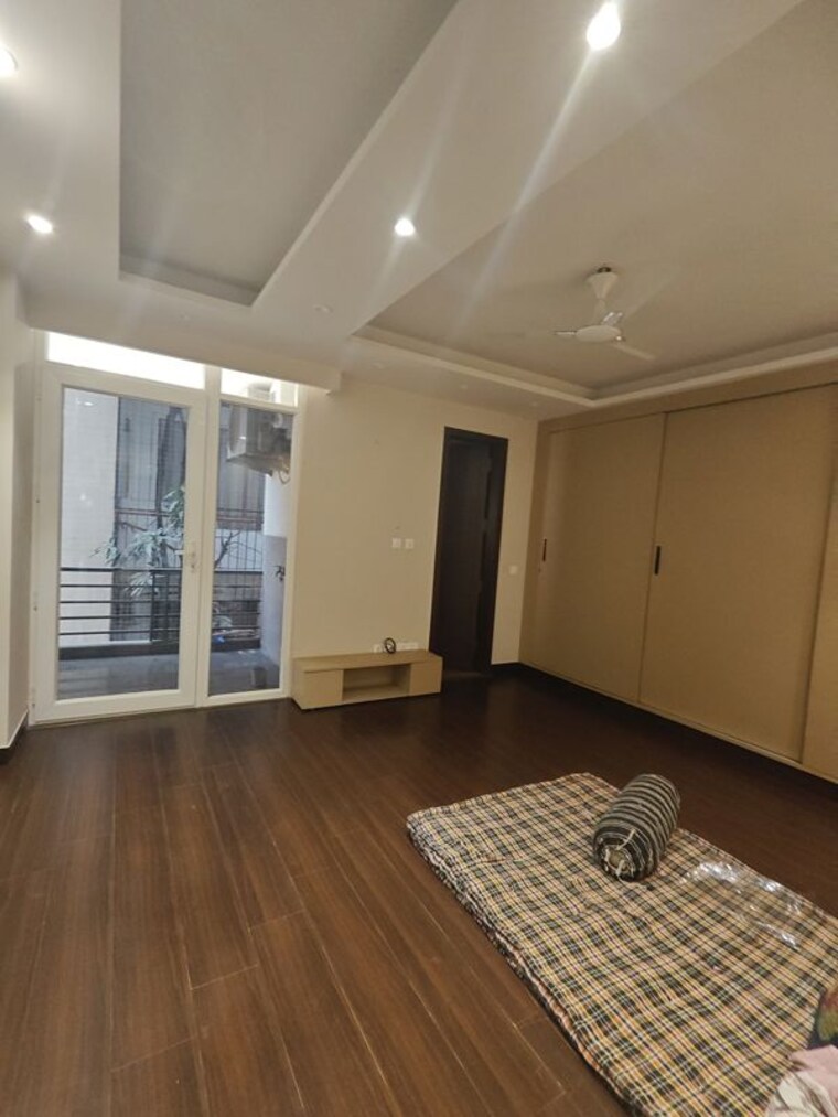 Bedroom, gupta-awas 3 Bedroom 215 Sq.Yd. Builder Floor In Sector 43 Gurgaon 10168225