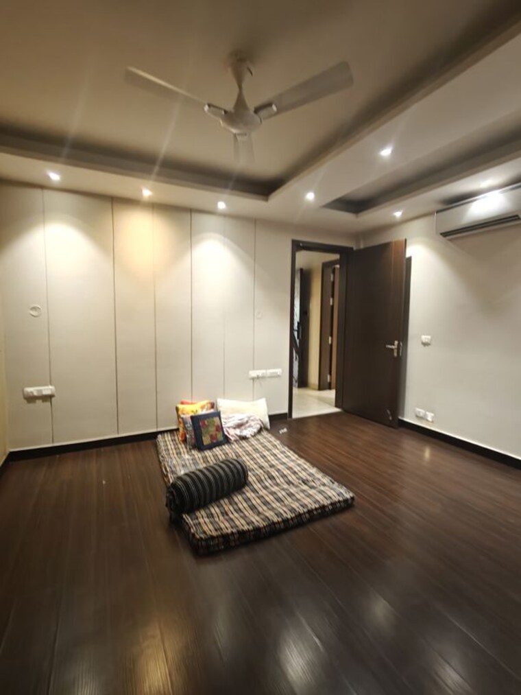 Bedroom, gupta-awas 3 Bedroom 215 Sq.Yd. Builder Floor In Sector 43 Gurgaon 10168225