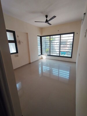 Room in 2 BHK Apartment at Aastha CHS Chembur, Chembur – for Rent