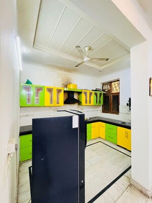 Master Bedroom in 3 BHK Builder Floor at Sector 46 – for Rent