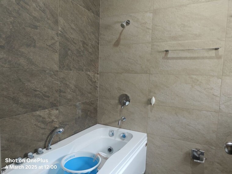 Bathroom, jps-cyber-ridge 4 Bedroom 4500 Sq.Ft. Villa In Kondapur Hyderabad 10168237