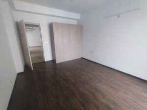 Room in 3 BHK Apartment at Supertech Araville, Sector 79 – for Rent