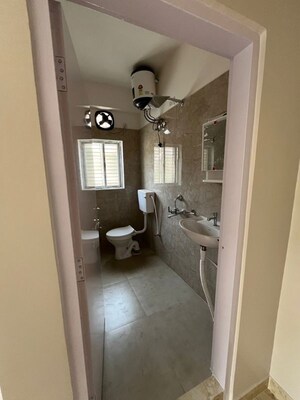 Building Lobby in 3 BHK Builder Floor at Chandmari – for Rent