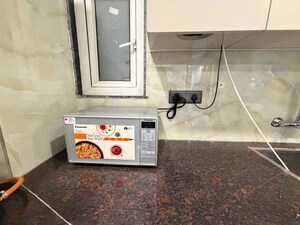 Furnished Amenities in 2 BHK Builder Floor at Sector 43 – for Rent