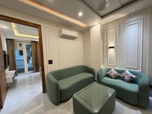 2 BHK Builder Floor For Rent in Sector 43