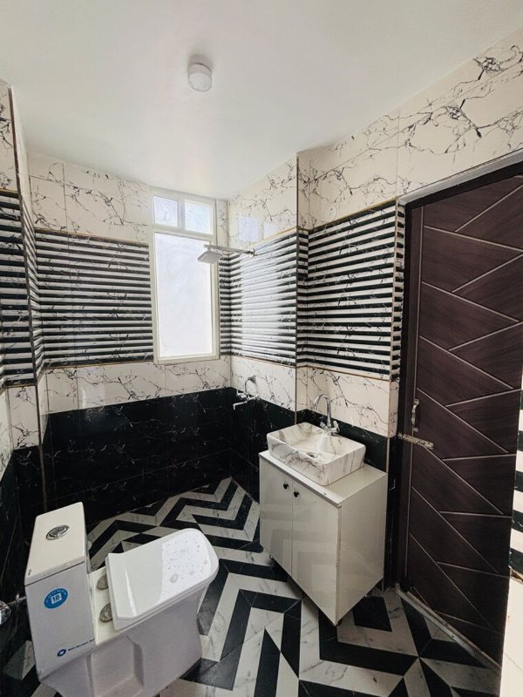 Master Bedroom, ram-shanti-apartment 3 Bedroom 2250 Sq.Ft. Apartment In Sector 52 Gurgaon 10168267