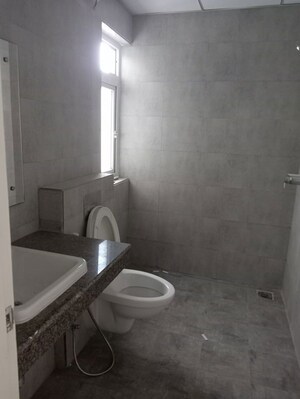 Bathroom in 3 BHK Apartment at Mapsko Mount Ville, Sector 79 – for Rent