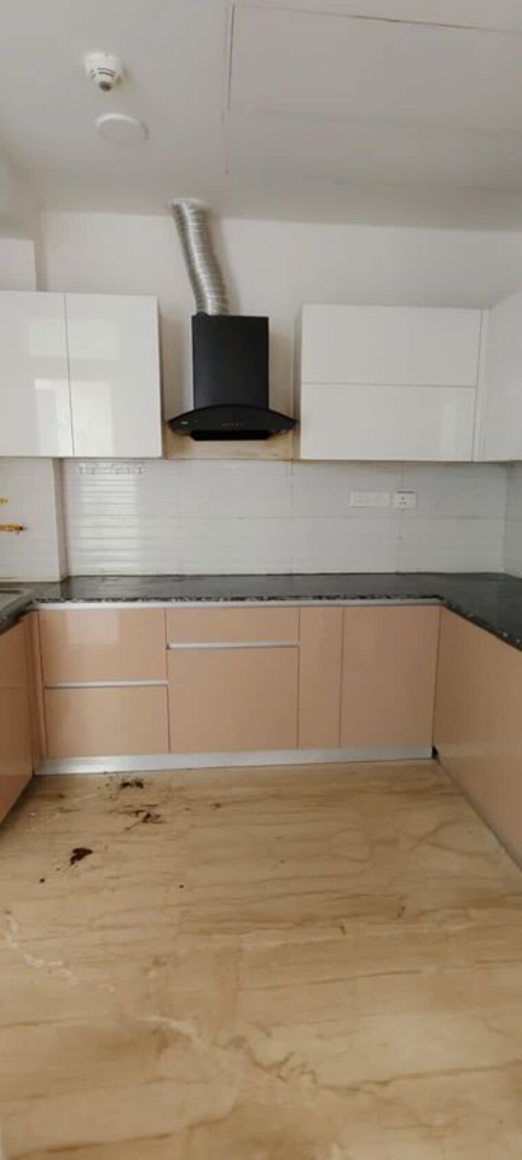 Kitchen, mahagun-mezzaria 3 Bedroom 2500 Sq.Ft. Apartment In Sector 78 Noida 10168288