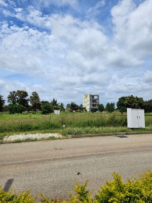  Plot For Sale in Ambiience Aamby City, Hoskote