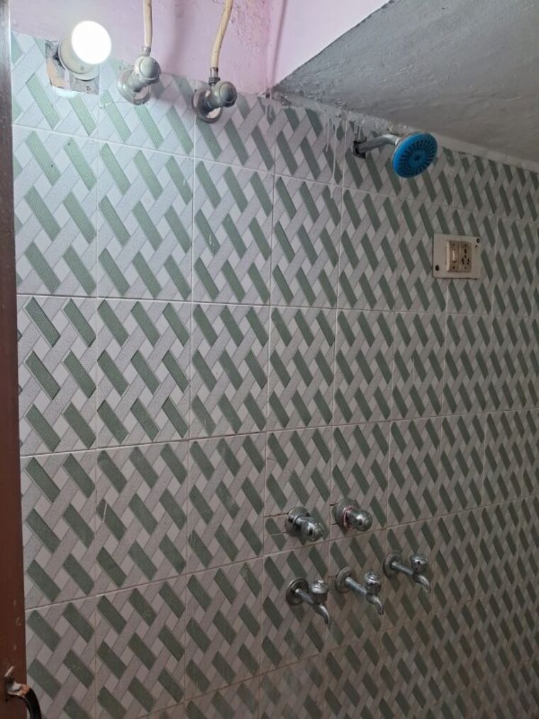 Bathroom, chitvan-estate 2 Bedroom 60 Sq.Mt. Independent House In Beta Ii Greater Noida Greater Noida 10168311