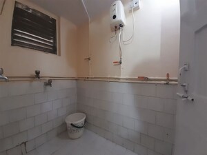 Bathroom in 1 BHK Apartment at Malad West – for Rent