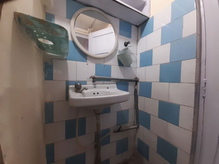 Bathroom, malad west 1 Bedroom 390 Sq.Ft. Apartment In Malad West Mumbai 10168315