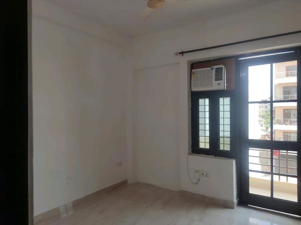 3 BHK + Pooja Room Builder Floor For Rent in Ardee City