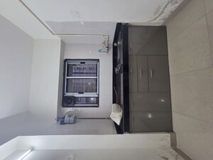 Furnished Amenities in 1 BHK Apartment at Goregaon West – for Rent