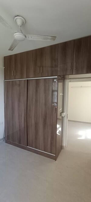 Building Lobby in 2 BHK Apartment at Shree Vardhman Mantra, Sector 67 – for Rent