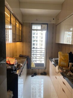 2 BHK Apartment For Rent in Sheth Zuri