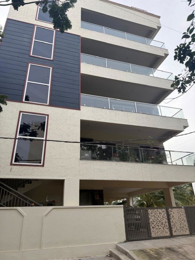 Exterior View, hmt layout 3 Bedroom 1800 Sq.Ft. Builder Floor In Hmt Layout Bangalore 10168369