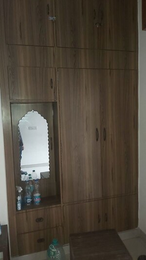 Bathroom in 1 RK Apartment at Mayur Vihar – for Rent