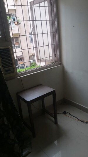 Kitchen in 1 RK Apartment at Mayur Vihar – for Rent