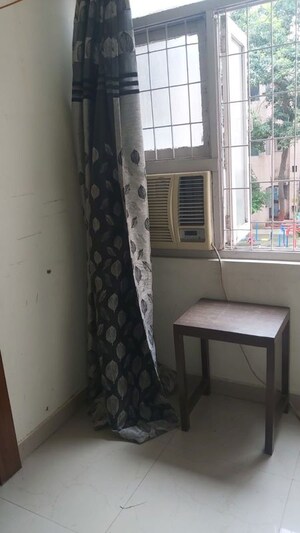 Balcony in 1 RK Apartment at Mayur Vihar – for Rent
