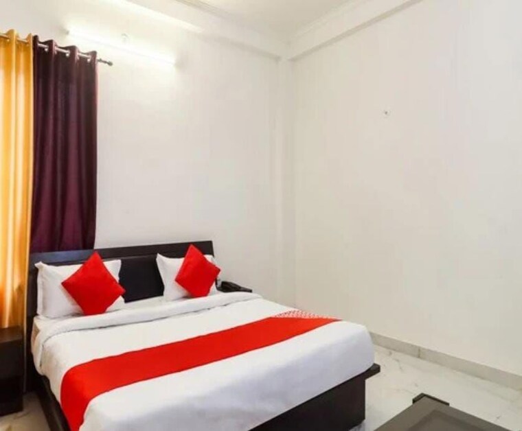 Bedroom, gomti nagar 6+ Bedroom 2000 Sq.Ft. Independent House In Gomti Nagar Lucknow 10168397