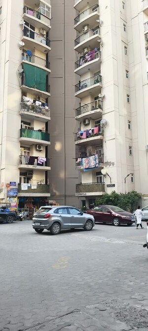 3 BHK Apartment For Rent in Saya Gold Avenue, Vaibhav Khand