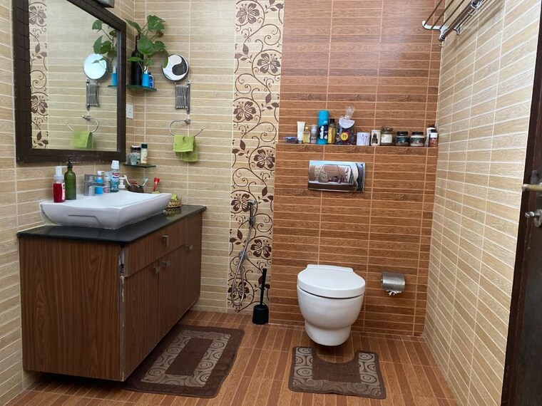 Bathroom, whitefield 4 Bedroom 4000 Sq.Ft. Villa In Whitefield Bangalore 10168410