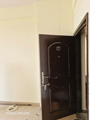 Furnished Amenities in 2 BHK Apartment at Rishita Manhattan, Gomti Nagar – for Rent