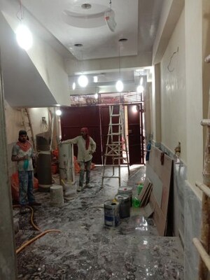 Parking in 2 BHK Independent House at Dwarka Mor – for Sale