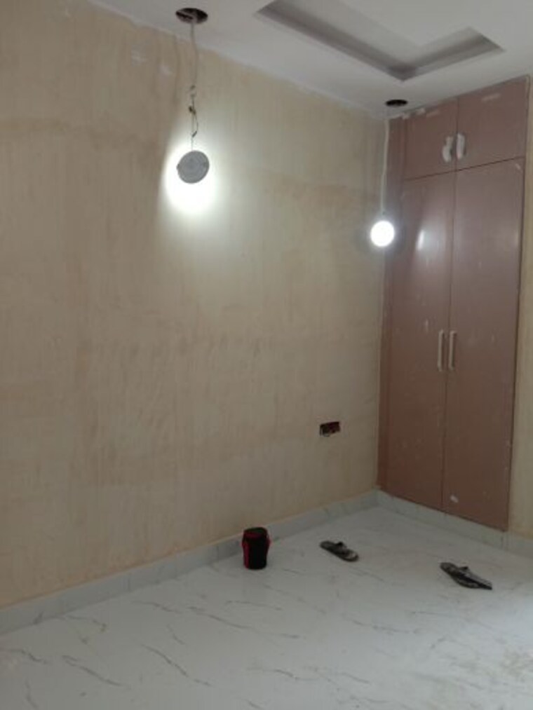 Room, dwarka mor 2 Bedroom 1053 Sq.Ft. Independent House In Dwarka Mor Delhi 10168425
