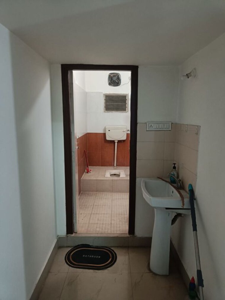 Bathroom, indu-arcade-puppalaguda 3 Bedroom 1530 Sq.Ft. Apartment In Puppalaguda Hyderabad 10168423