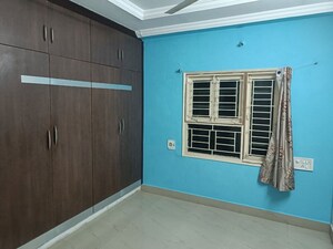 Room in 3 BHK Apartment at Indu Arcade Puppalaguda, Puppalaguda – for Rent