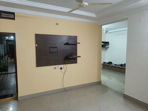 Room in 3 BHK Apartment at Indu Arcade Puppalaguda, Puppalaguda – for Rent
