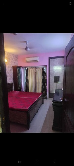 Bedroom in 2.5 BHK Apartment at Nimbus The Hyde park, Sector 78 – for Rent