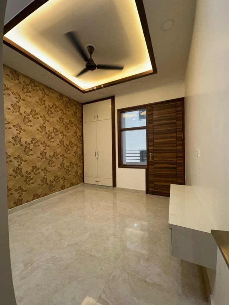 Room, rps-palm-drive 3 Bedroom 125 Sq.Yd. Builder Floor In Sector 88 Faridabad 10168438