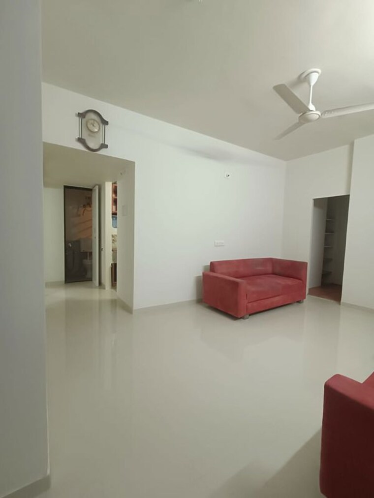 Room, ramdevnagar 2 Bedroom 1250 Sq.Ft. Apartment In Ramdevnagar Ahmedabad 10168416