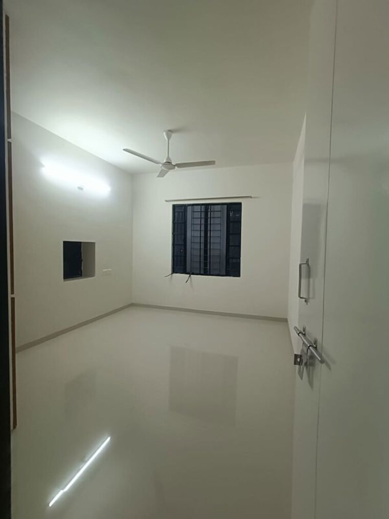 Room, ramdevnagar 2 Bedroom 1250 Sq.Ft. Apartment In Ramdevnagar Ahmedabad 10168416